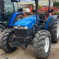 TRATTORE New Holland TN 55