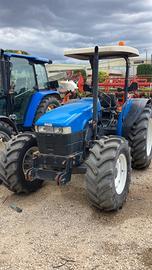 TRATTORE New Holland TN 55