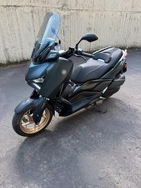 Yamaha X-Max 300 Tech Max