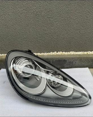 Fanale destro Porsche Cayenne bi Xenon completo 20