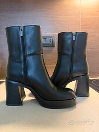 Stivali neri con tacco, come nuovi