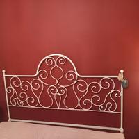 testata letto matrimoniale antica