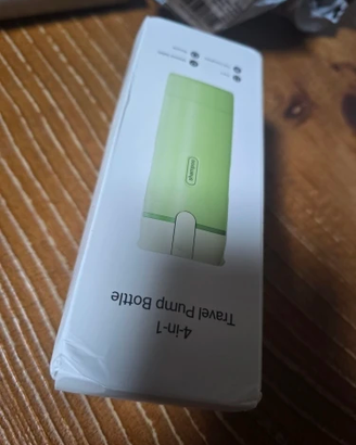 Kit 4-in-1 Dispenser da Viaggio per Cosmetici