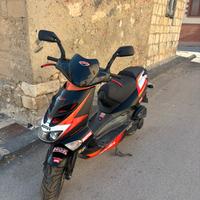 Scooter Aprilia Sr 50 racing anno 2002