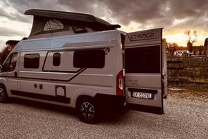 Etrusco x 600 con tetto pop up e gancio traino