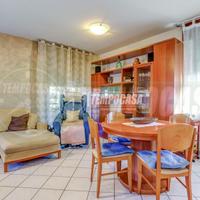 VILLA SINGOLA INTERAMENTE RISTRUTTURATA NEL 2004