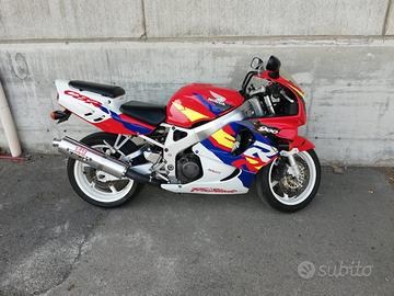 Cbr900 