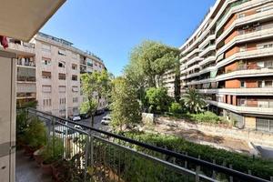 Appartamento di 90 m² con 3 locali e box auto a Ro