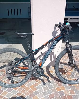 bicicletta MTB ruote da 27,5