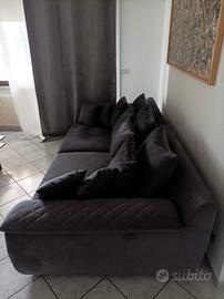 Divano Nuovo dalle Misure Importanti 