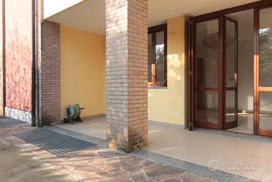 Sulbiate- 3 locali con giardino e interrato