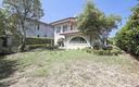 elegante-villa-indipendente-con-parco-san-lorenz