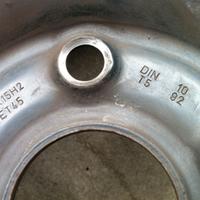 4 RUOTE 15" 5 FORI AUDI/VW/SKODA