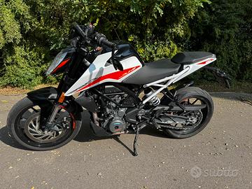 Ktm duke 390 -2022