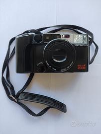 Fotocamera Olympus AZ-200 digitale, Super zoom 