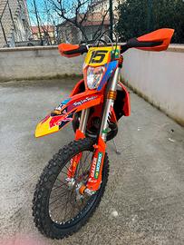 KTM EXC 250 2 TEMPI ENDURO TARGATO FINANZIABILE