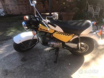 Moto suzuki rv 90