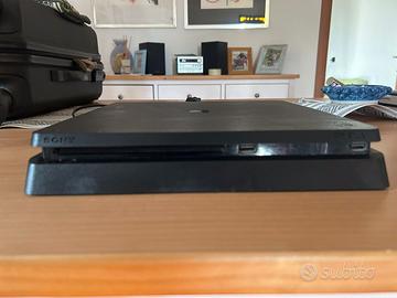 PlayStation 4 - 500GB