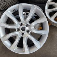 CERCHI + PNEUMATICI RANGE ROVER R20"