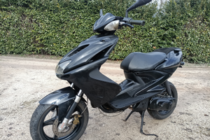 Yamaha Aerox 50