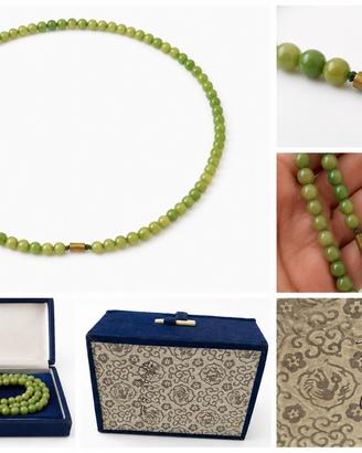 Collana con pietre di giada