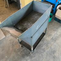 Carrello sgocciolatore per officine usato