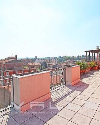 Attico / Mansarda di 146 m² con 3 locali e box aut