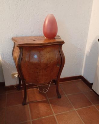 comodino 