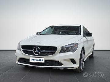 MERCEDES CLA Shooting Brake 200 d Sport 4matic aut