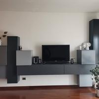 Sala moderna + divano