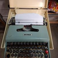Olivetti Lettera 22 con custodia 