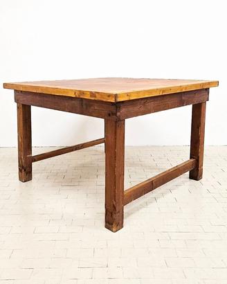 Tavolo vintage arredamento industriale