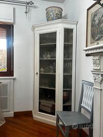 vetrina ad angolo