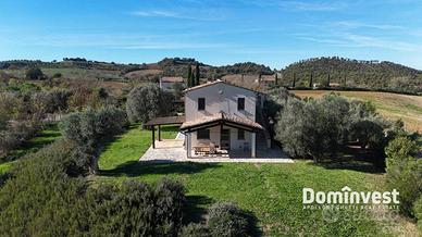 Villa di 360 m² con 5 locali a Capalbio
