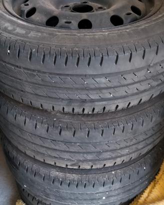 GOMME E CERCHI 185/60 R15