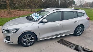 Ford Focus 1.5 EcoBlue 115 CV automatico SW ST-Lin