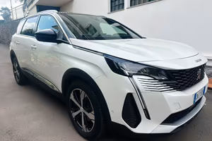 Peugeout 5008