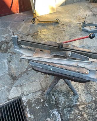 Taglia piastrelle usate in buone condizioni