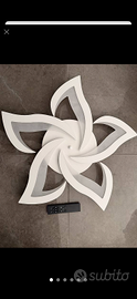 Plafoniera LED moderna a forma di fiore