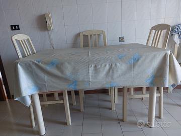 Tavolo allungabile completo di 6 sedie