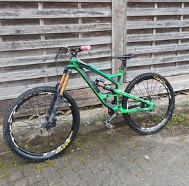 YT CAPRA FULL CARBON PRO RACE ##TAGLIA M