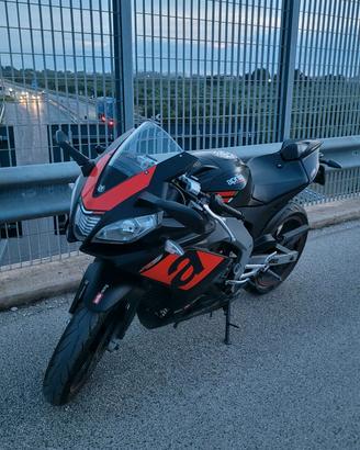 Aprilia rs4 50 