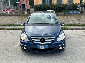 Mercedes b200 automatico