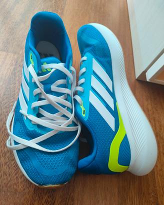 Scarpe Adidas nr. 38 e mezzo 