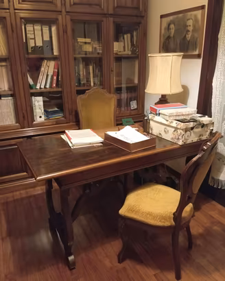 scrivania in legno massello 