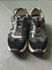 Sneakers da donna marca Premiata