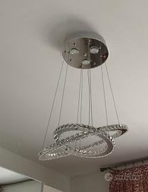 Lampadario planetario e lampada