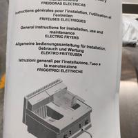 Ribassato Friggitrice industriale ancora imballata