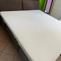 Letto matrimoniale con materasso