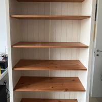 Libreria salotto Ikea bianca mensole in legno